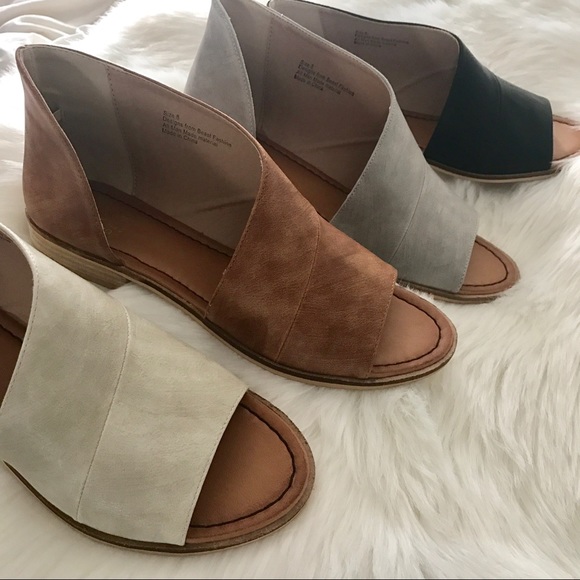 LAST 1️⃣ Soft Vegan Leather Cut Out Shank Flat - Picture 6 of 8